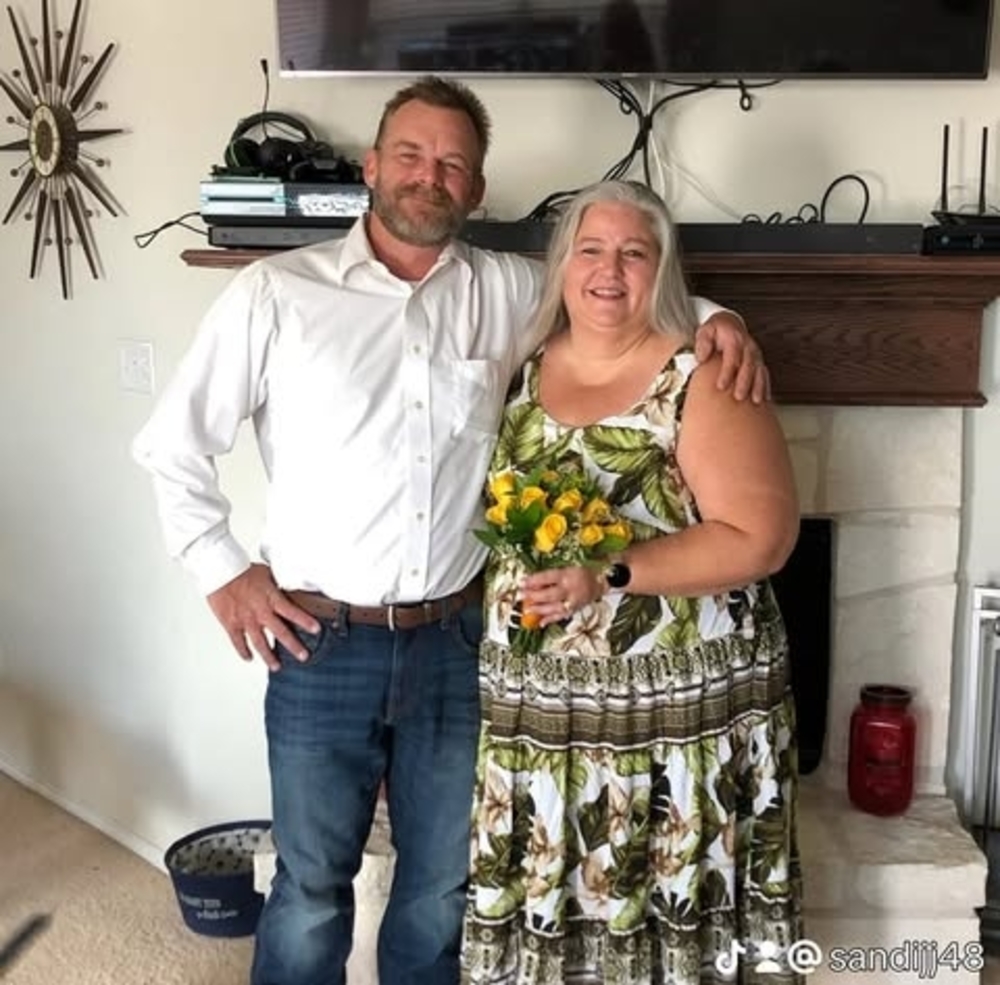 Meet your Posher, Sandi